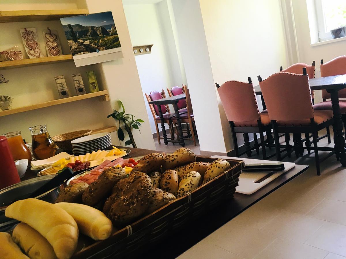Penzion Anareta Frýdek-Místek Extérieur photo